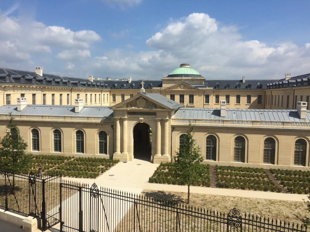 Des Lys Versailles
