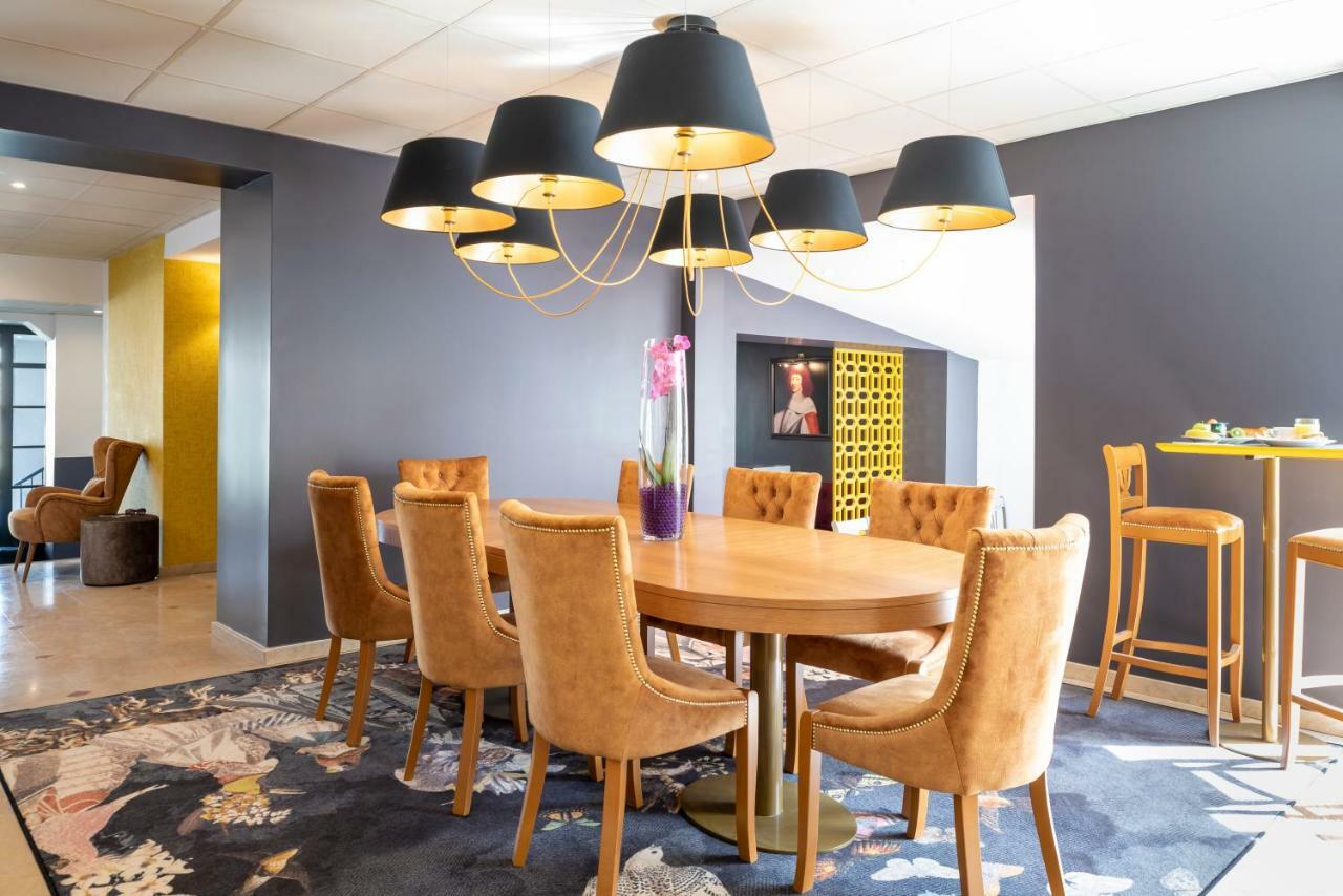 Des Lys Hotel 3*